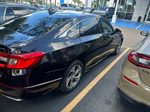 Used 2018 Honda Accord EX image 16
