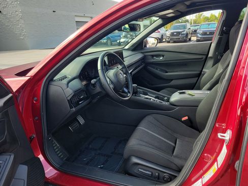 Used 2023 Honda Accord Sport image 15