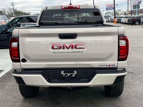 New 2026 GMC Canyon AT4X image 4