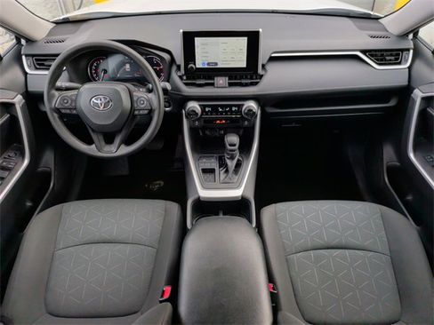 Certified 2024 Toyota RAV4 XLE image 28