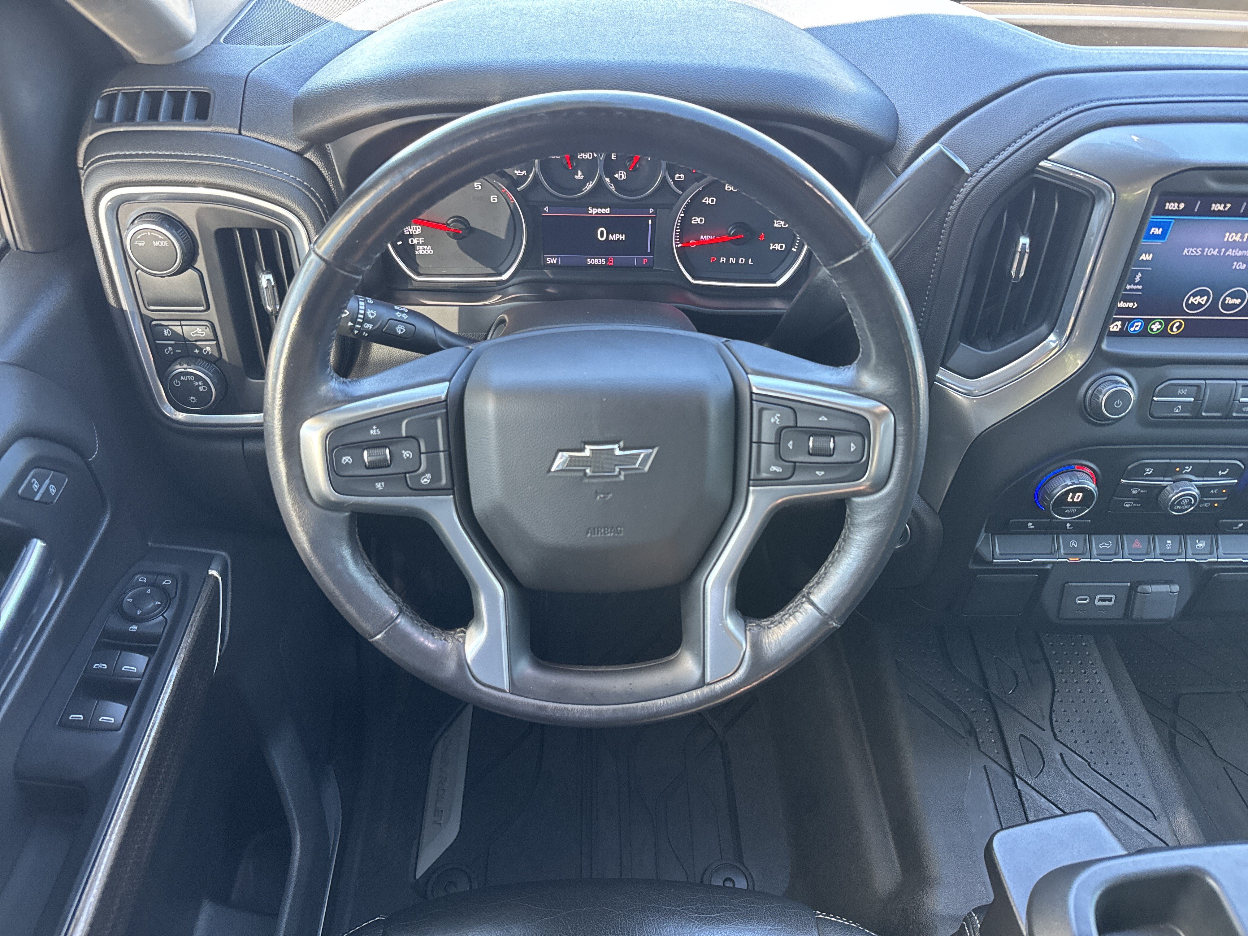 Used 2020 Chevrolet Silverado 1500 RST w/ All-Star Edition RWD image 18