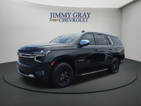 Used 2021 Chevrolet Tahoe LT RWD image 1