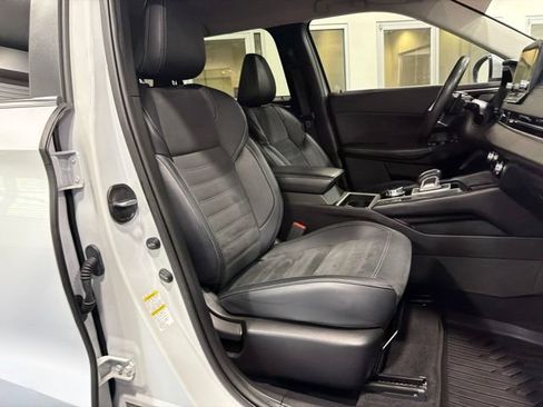 Used 2024 Mitsubishi Outlander SE FWD image 14
