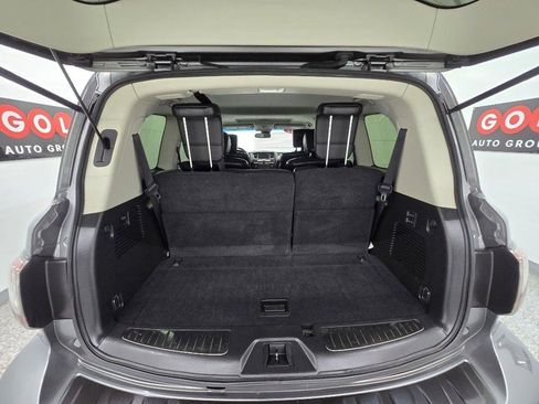 Used 2017 Nissan Armada Platinum w/ Captain Seat Package RWD image 18