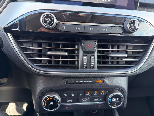 Used 2020 Ford Escape SE FWD image 17