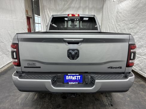 Used 2024 RAM 2500 Big Horn w/ Night Edition AWD/4WD image 9