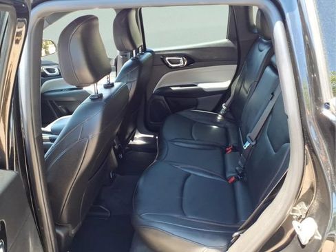 Used 2024 Jeep Compass Limited AWD/4WD image 8
