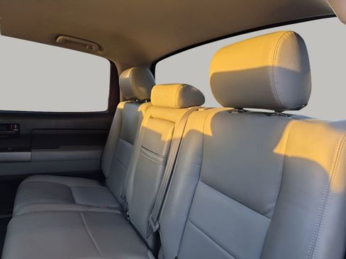 Used 2013 Toyota Tundra Grade w/ Tow Pkg image 19