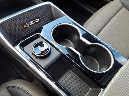 Used 2026 Chevrolet Equinox LT w/ Convenience Package II image 27