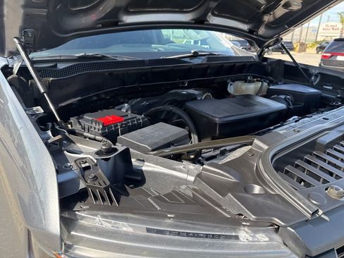 Used 2020 Chevrolet Silverado 1500 Custom w/ Custom Value Package image 28