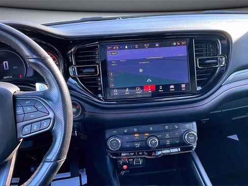 Used 2023 Dodge Durango GT image 9