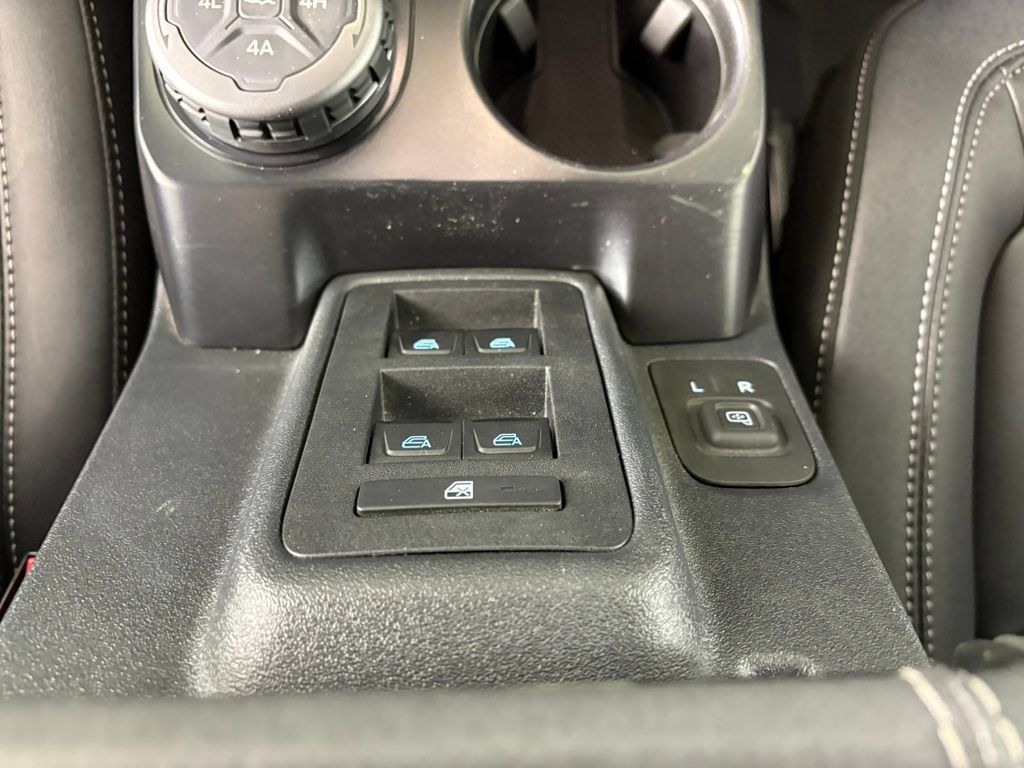 New 2025 Ford Bronco Badlands AWD/4WD image 23