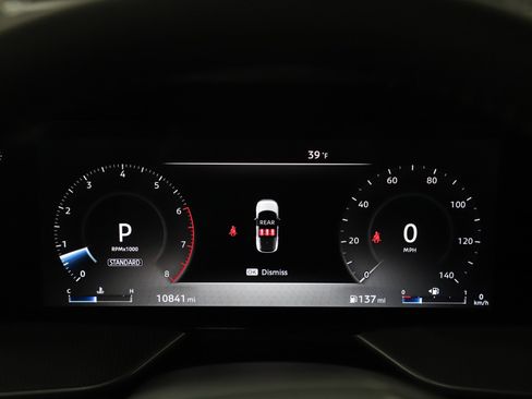 Used 2025 Nissan Murano SV AWD/4WD image 25