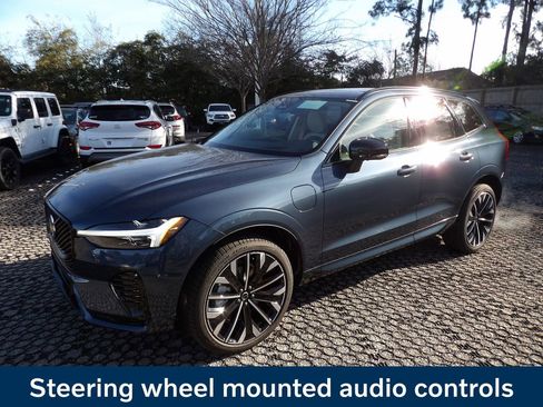 New 2026 Volvo XC60 T8 Ultra w/ Protection Package Premier image 3