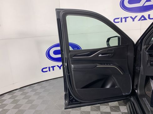 Used 2023 Cadillac Escalade Sport image 13