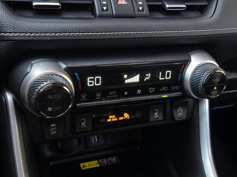 Used 2023 Toyota RAV4 XLE Premium AWD/4WD image 22