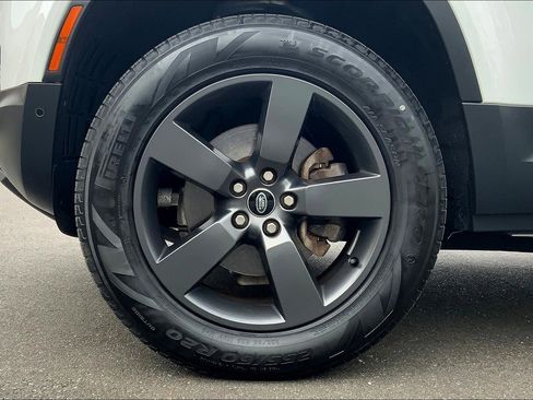 Used 2022 Land Rover Defender 110 S image 10