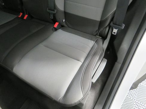 Used 2019 Ford Escape S image 34