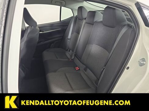 Used 2025 Toyota Camry LE image 17