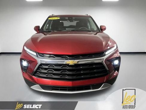 Used 2023 Chevrolet Blazer LT w/ Convenience Package FWD image 4