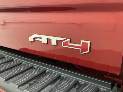 Used 2019 GMC Sierra 1500 AT4 w/ AT4 Premium Package AWD/4WD image 36