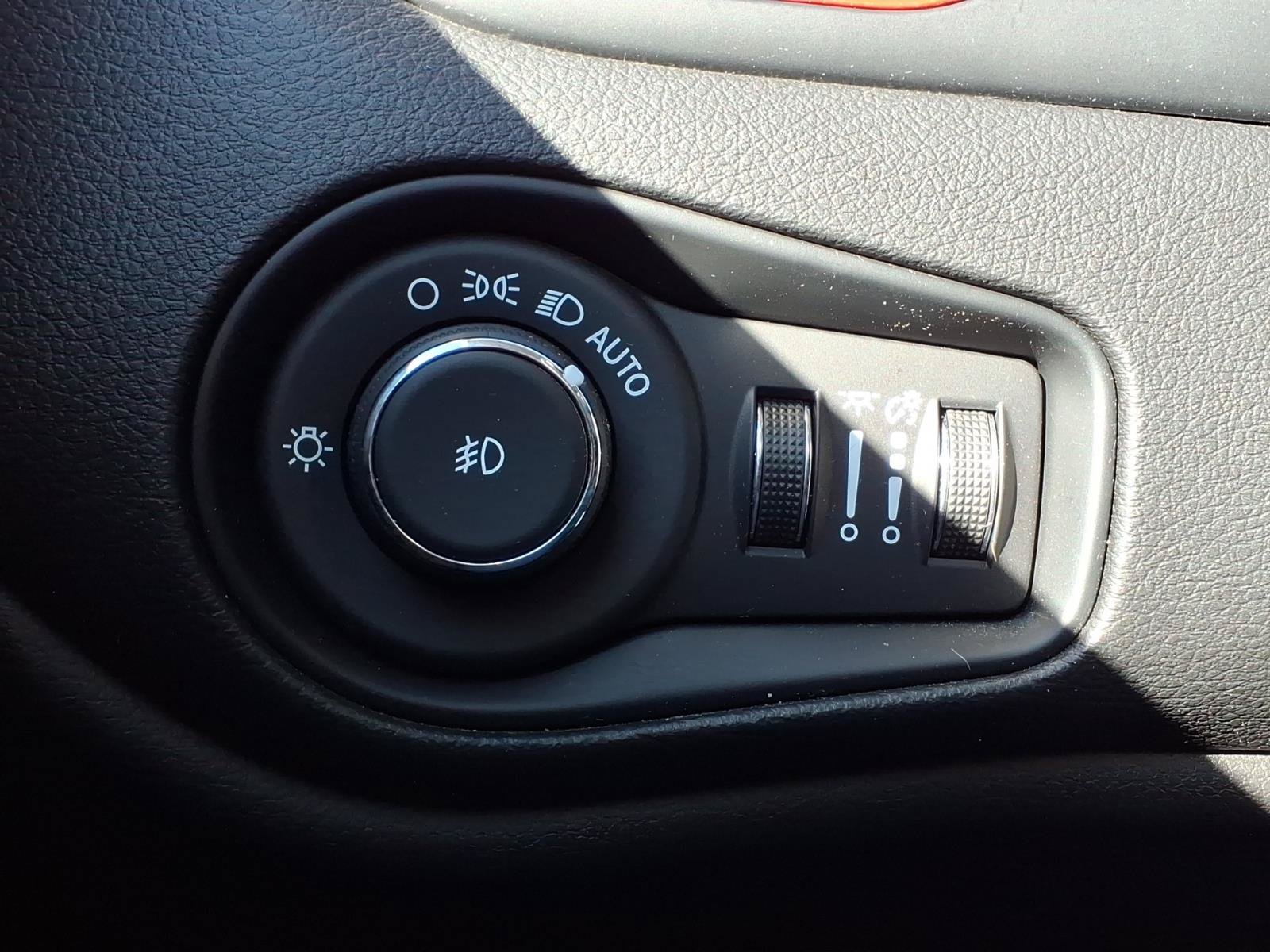 Used 2021 Jeep Renegade Trailhawk AWD/4WD image 20