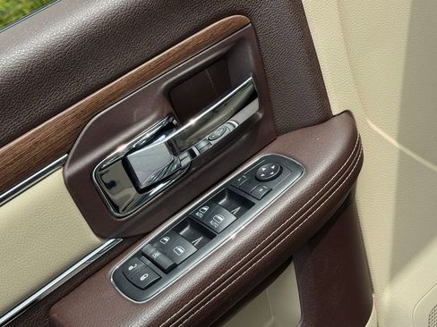 Used 2013 RAM 1500 Laramie w/ Convenience Group image 35