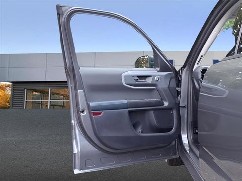 Used 2024 Ford Bronco Sport Outer Banks image 17