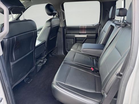 Used 2017 Ford F150 Lariat image 33