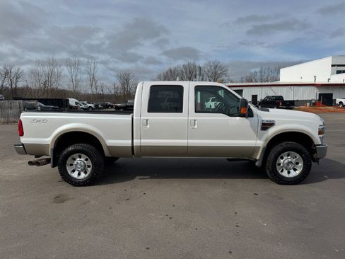 Used 2010 Ford F350 Lariat image 6
