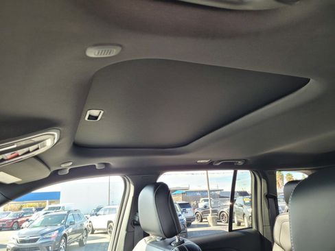 New 2025 Jeep Grand Cherokee Altitude image 14