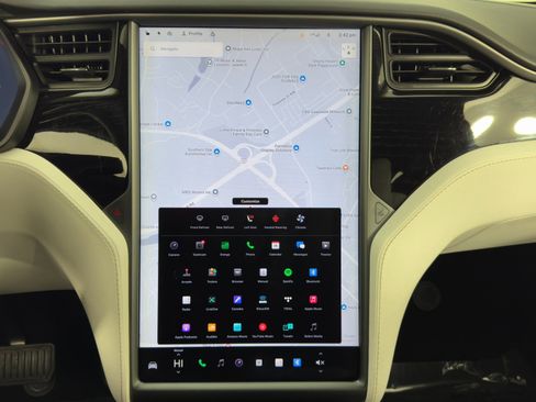 Used 2018 Tesla Model X 100D image 19