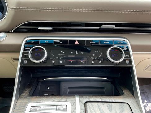 Used 2024 Genesis GV80 3.5T w/ Prestige Package AWD/4WD image 15