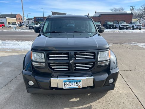 Used 2011 Dodge Nitro Detonator w/ Chrome Accents Group image 3