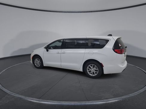 New 2027 Chrysler Pacifica LX FWD image 10