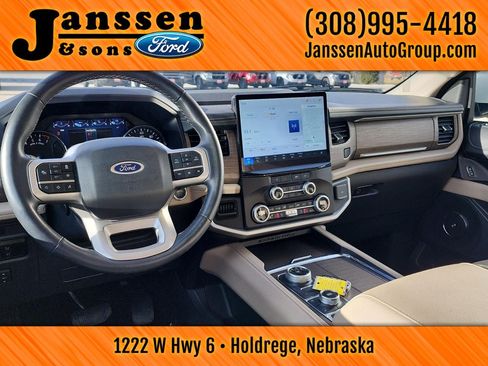 Used 2024 Ford Expedition Max Limited image 16