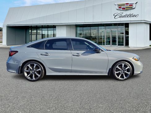 Used 2025 Honda Civic Sport image 7