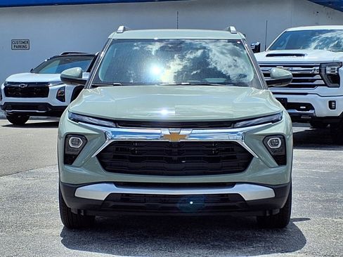 New 2026 Chevrolet TrailBlazer LT FWD image 2