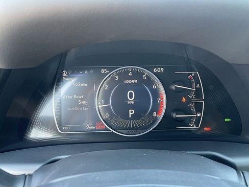 Used 2025 Lexus ES 350 w/ Premium Package image 12