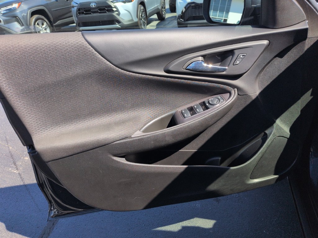 Used 2023 Chevrolet Malibu LT w/ Driver Confidence Package FWD image 10