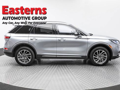 Used 2022 Lincoln Corsair AWD w/ Equipment Group 101A image 4