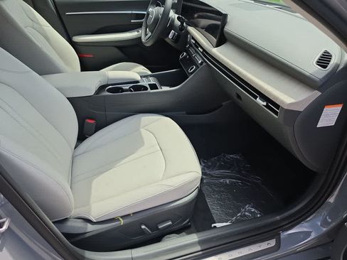New 2026 Hyundai Sonata Limited FWD image 23
