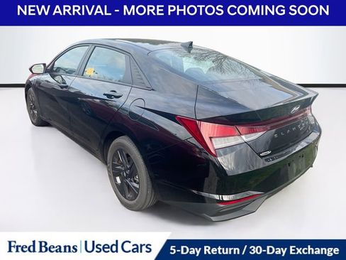 Used 2023 Hyundai Elantra SEL image 6