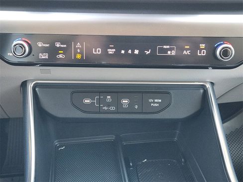 New 2026 Kia Carnival SX w/ SX Dark Edition Package image 14