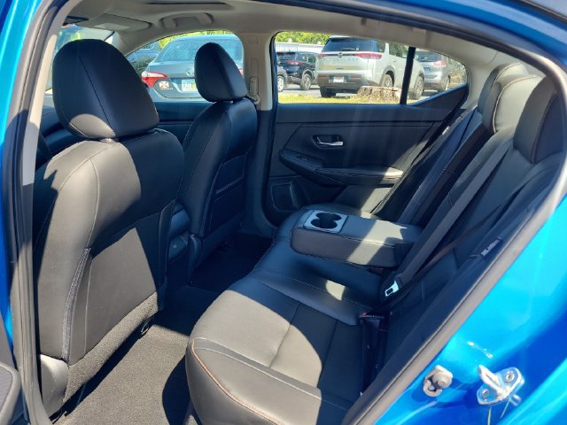 Used 2023 Nissan Sentra SR w/ SR Premium Package FWD image 10