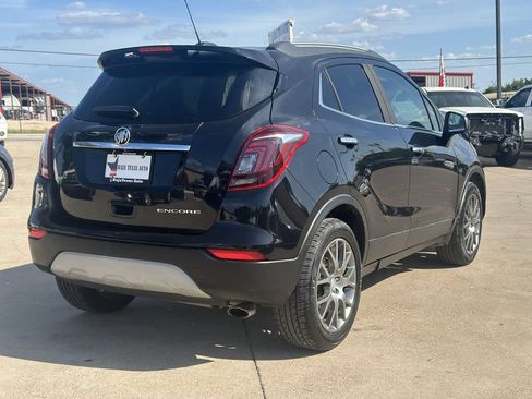 Used 2020 Buick Encore Sport Touring w/ Safety Package FWD image 5