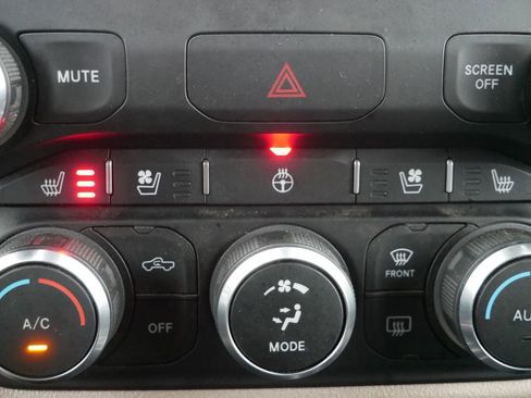 Used 2022 RAM 1500 Laramie image 46