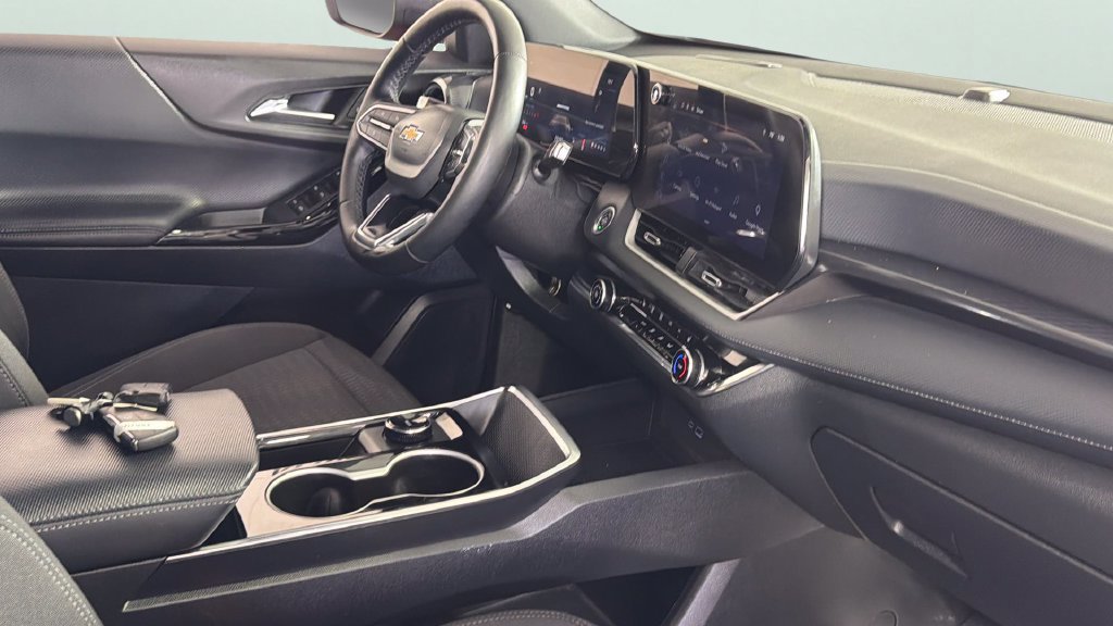 Certified 2026 Chevrolet Equinox LT w/ Safety and Technology Package FWD image 35