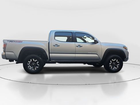 Certified 2023 Toyota Tacoma TRD Off-Road image 4