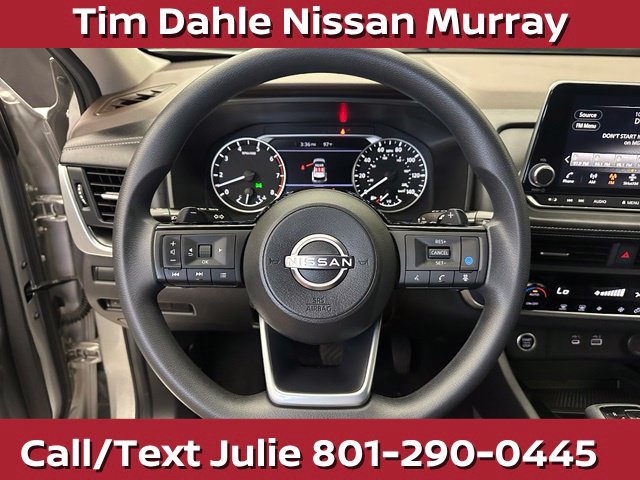 Used 2023 Nissan Rogue SV AWD/4WD image 23